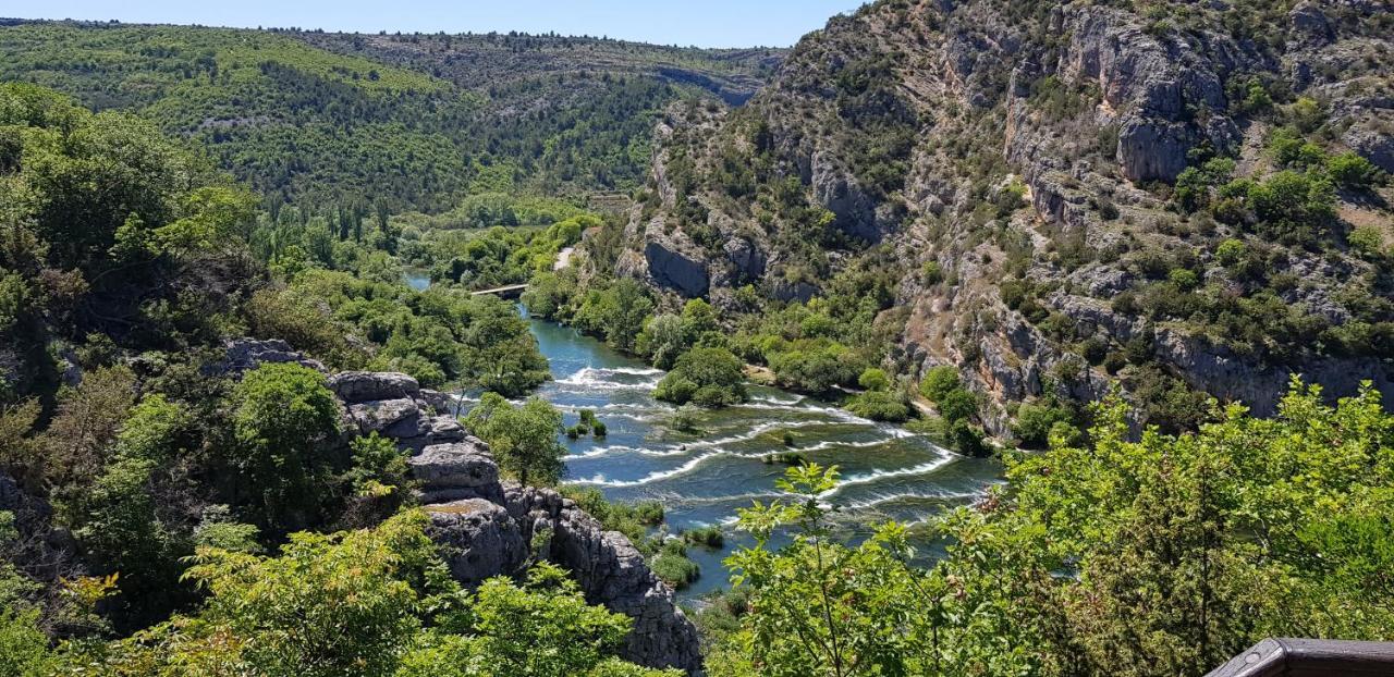 Отель Adriasobe Водице Экстерьер фото
